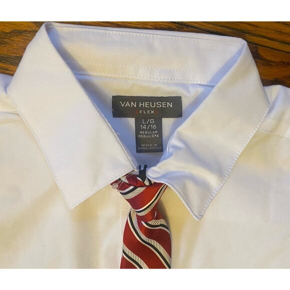 NWT Van Heusen White Button Up With Tie Boys L 14/16 White - Picture 2 of 5